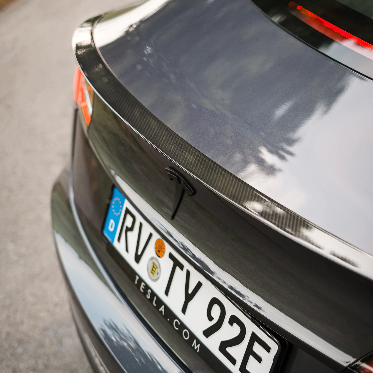 Kohlefaser Heckspoiler passend für Tesla Model 3