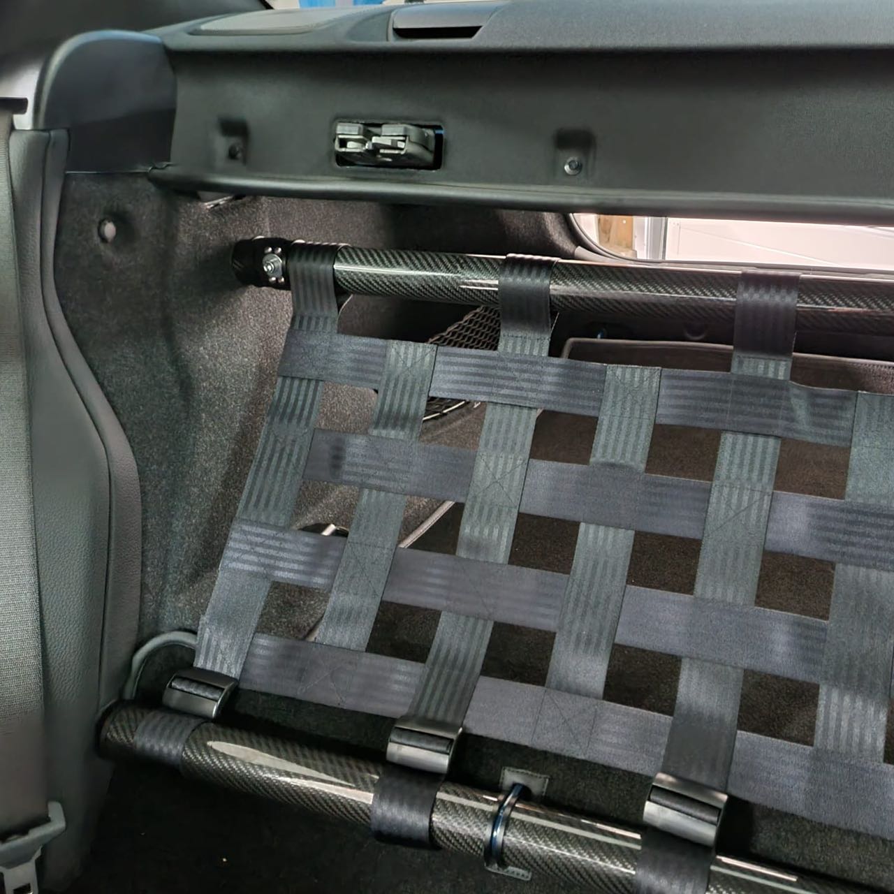 Clubsport Set mit Strebe & Netz passend für F2x inkl. F87 M2 BMW 2er