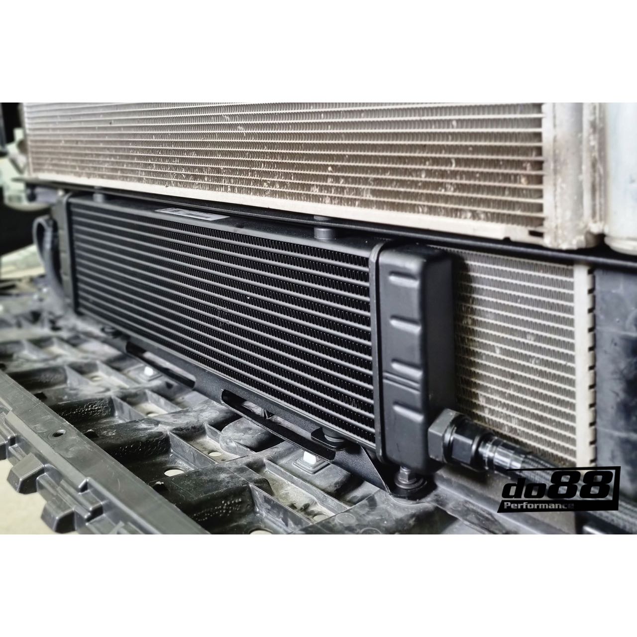 do88 engine oil cooler suitable for Toyota Yaris GR